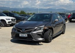 
										2023 Toyota Camry HYBRID SE full									