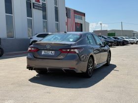 2023 Toyota Camry HYBRID SE