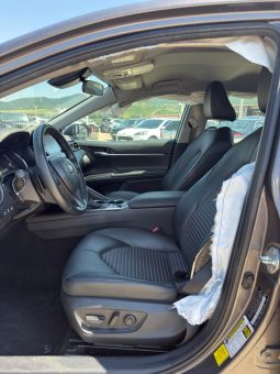 
										2023 Toyota Camry HYBRID SE full									