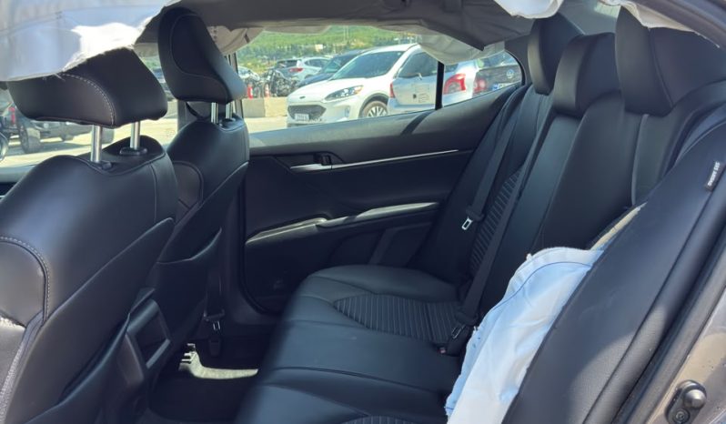 
								2023 Toyota Camry HYBRID SE full									