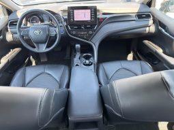 
										2023 Toyota Camry HYBRID SE full									