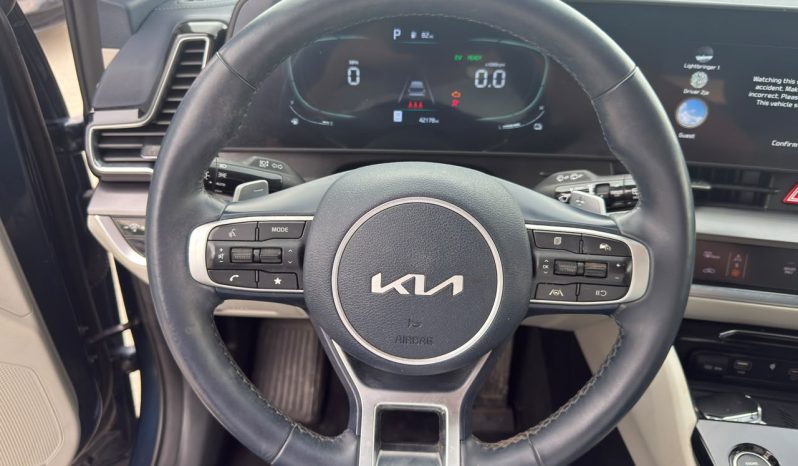 
								Kia Sportage Hybrid full									