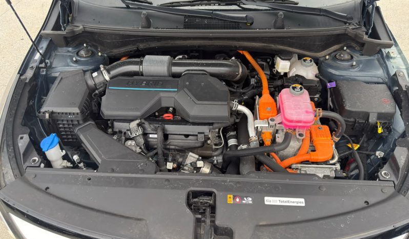 
								Kia Sportage Hybrid full									