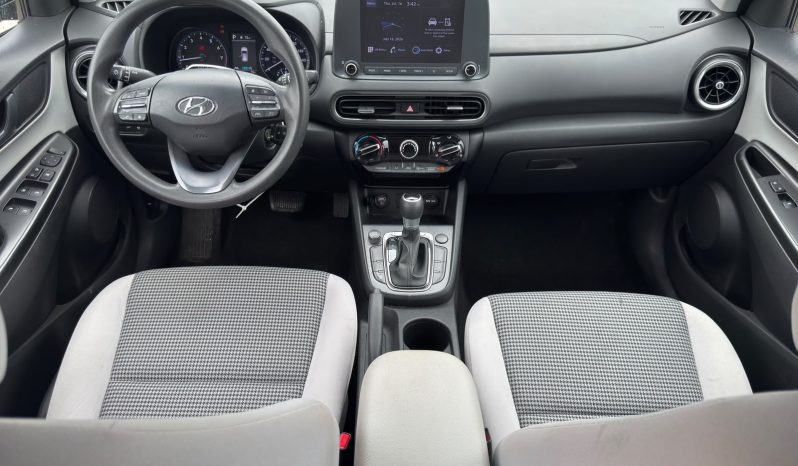 
								Hyundai Kona full									