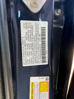 
										Honda CR-V full									