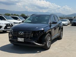 
										Hyundai Tucson full									