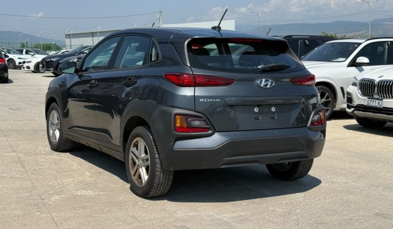 
								Hyundai Kona full									
