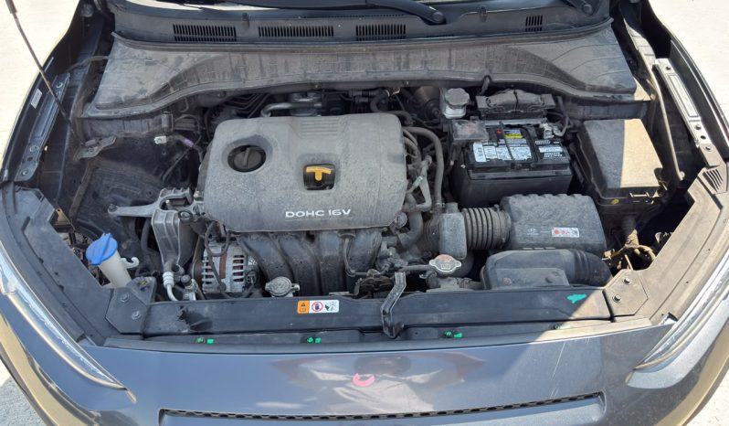 
								Hyundai Kona full									