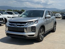 
										Mitsubishi Outlander Sport full									