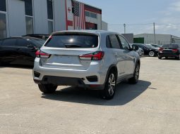 
										Mitsubishi Outlander Sport full									