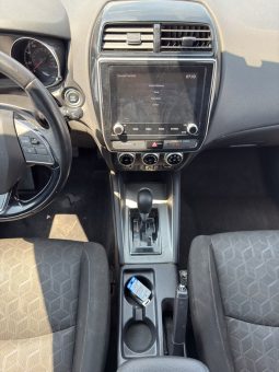 
										Mitsubishi Outlander Sport full									