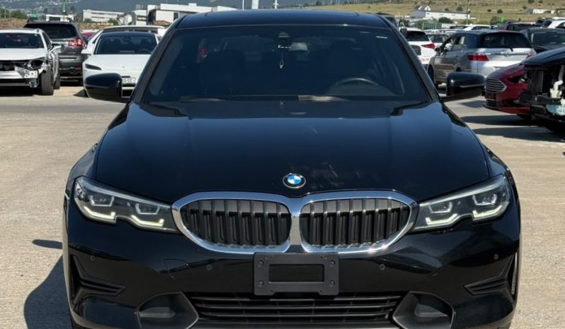 
								BMW 3 Series full									