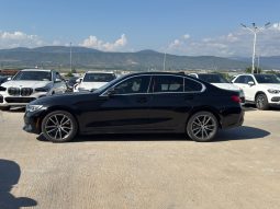 
										BMW 3 Series full									