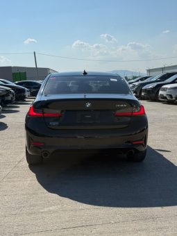 
										BMW 3 Series full									