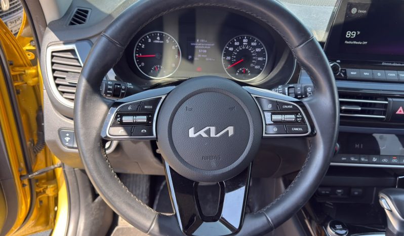 
								2022 KIA Seltos, S full									
