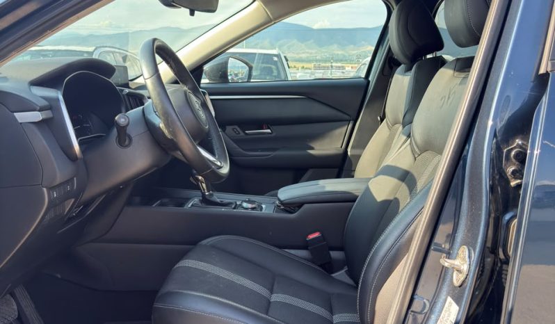 
								Mazda CX-50 full									