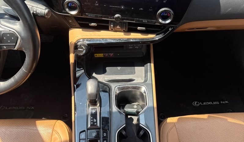 
								2024 Lexus NX 350, Luxury full									