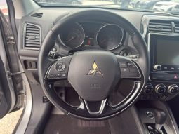 
										Mitsubishi Outlander full									