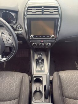 
										Mitsubishi Outlander full									