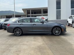 
										2021 BMW 330i xDrive full									