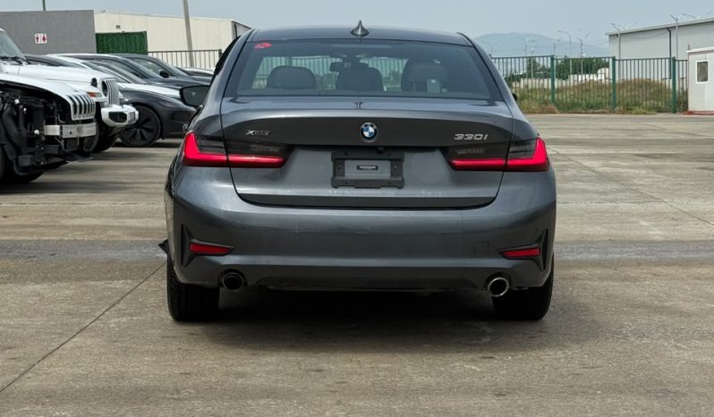 
								2021 BMW 330i xDrive full									