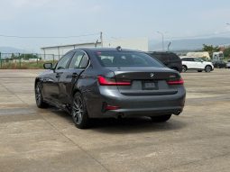 
										2021 BMW 330i xDrive full									