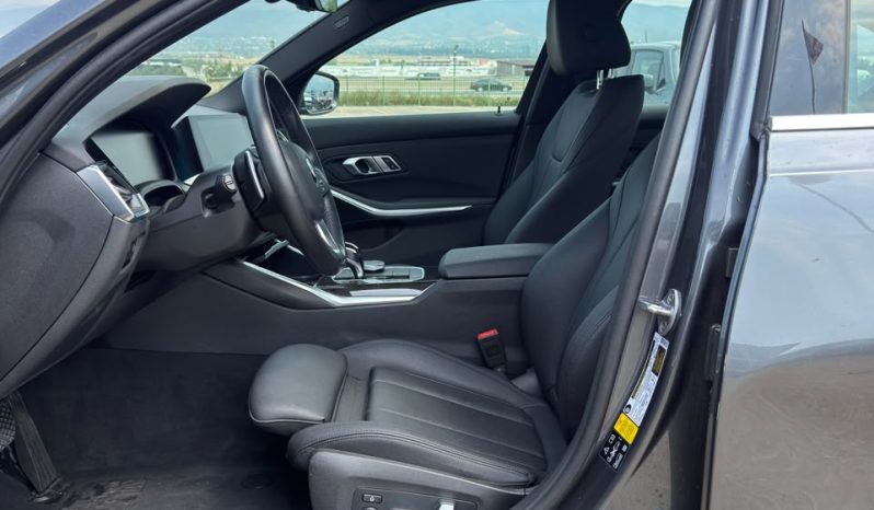 
								2021 BMW 330i xDrive full									