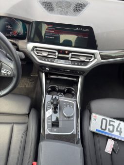 
										2021 BMW 330i xDrive full									