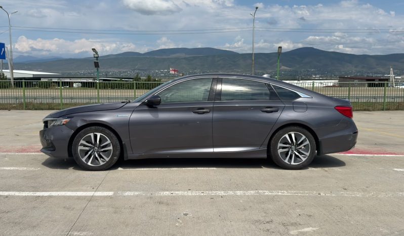 
								Honda Accord Hybrid full									