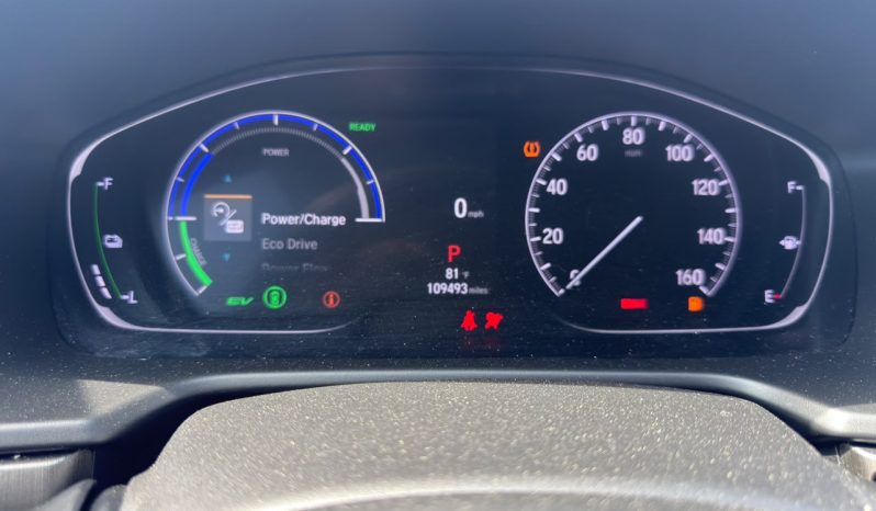 
								Honda Accord Hybrid full									