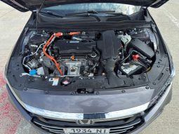 
										Honda Accord Hybrid full									