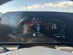
										KIA Niro full									