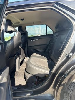 
										KIA Niro full									