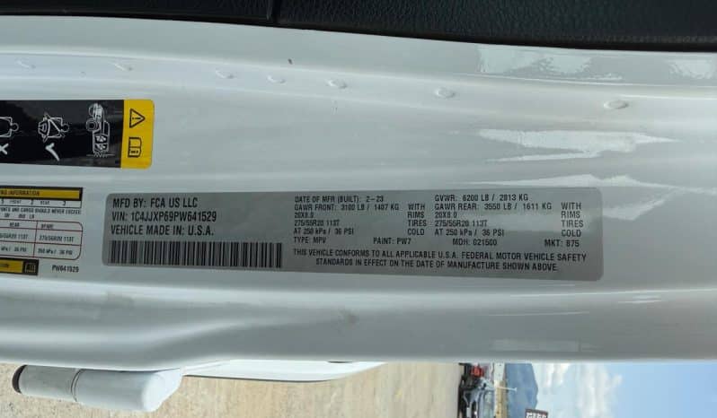 
								Jeep Wrangler full									