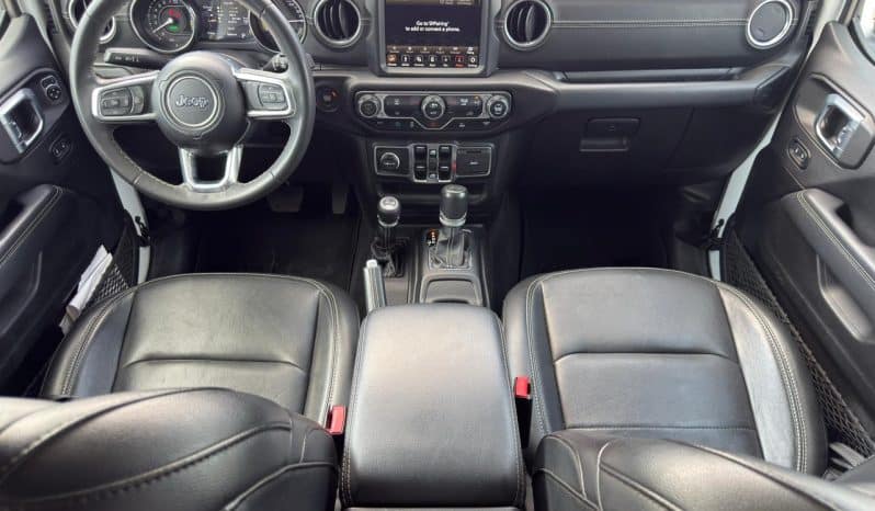 
								Jeep Wrangler full									
