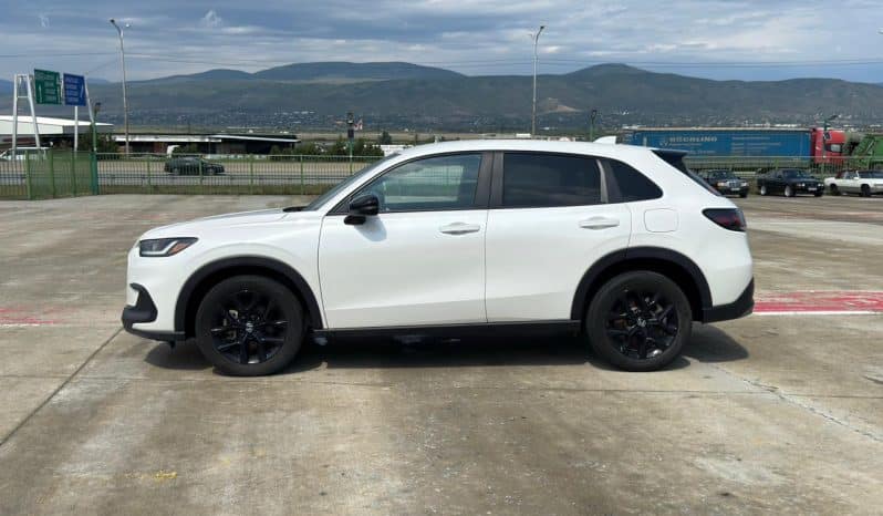 
								Honda HR-V full									
