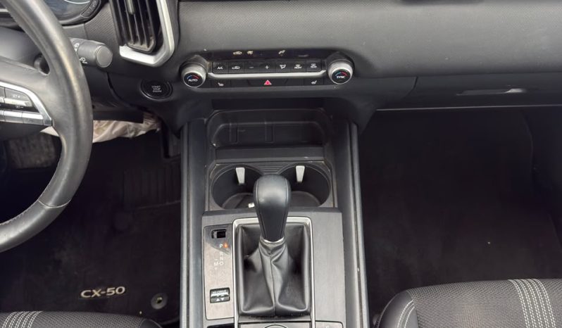 
								Mazda CX-50 full									