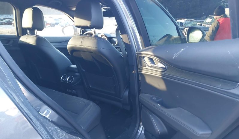 
								Alfa Romeo Stelvio full									