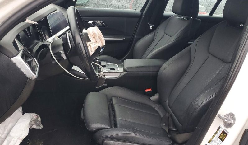 
								Bmw  330I full									