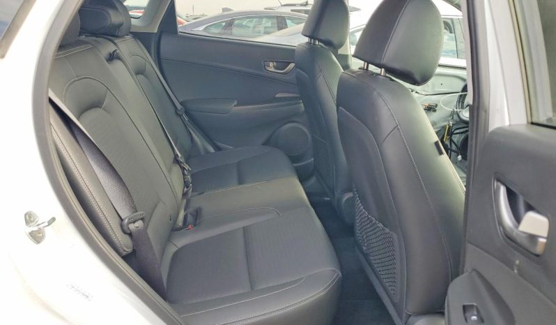 
								Hyundai Kona full									