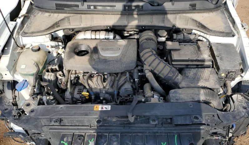 
								Hyundai Kona full									