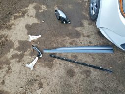 
										Hyundai Kona full									