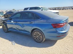 
										Volkswagen Jetta full									
