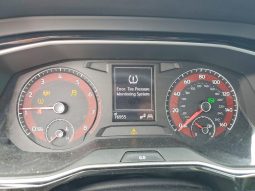 
										Volkswagen Jetta full									