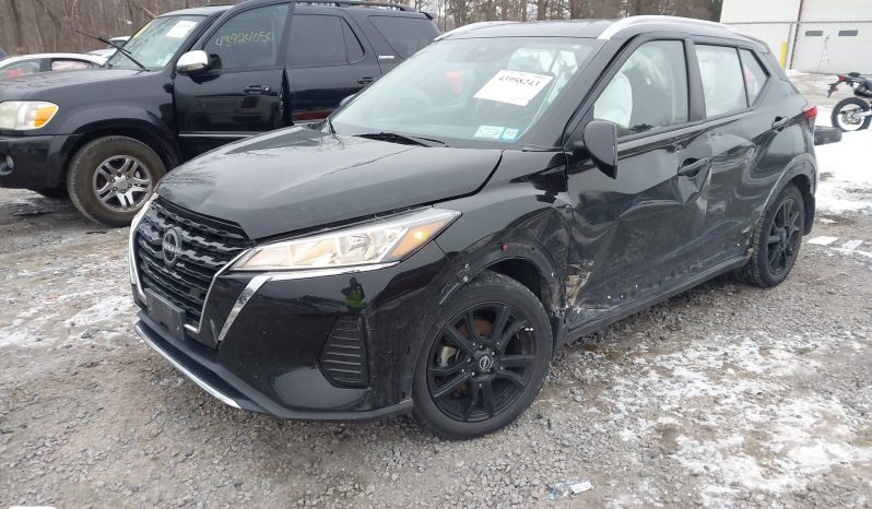 
								2022 Nissan Kicks, Sv Xtronic Cvt full									