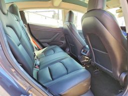 
										Tesla MODEL 3 full									
