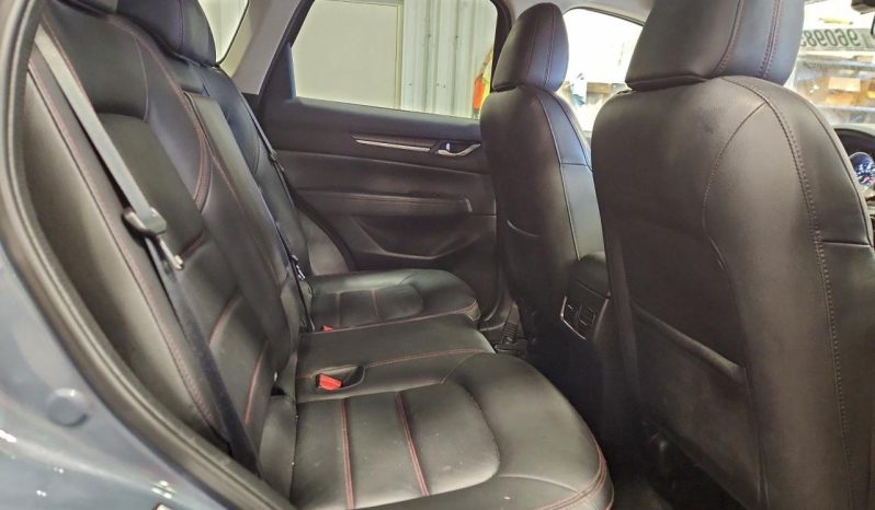
								Mazda CX-5 full									