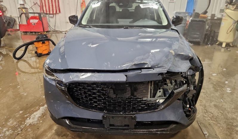 
								Mazda CX-5 full									