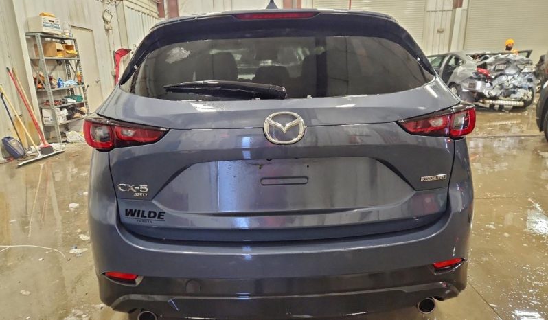 
								Mazda CX-5 full									