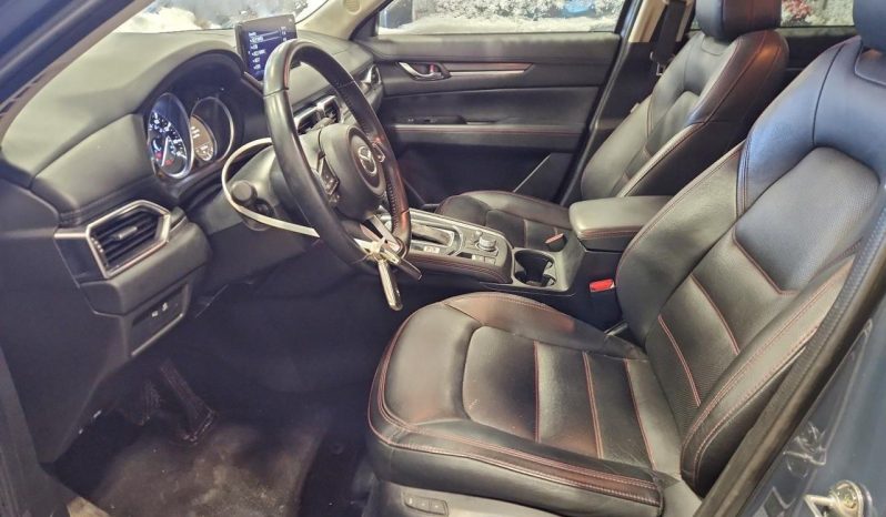 
								Mazda CX-5 full									